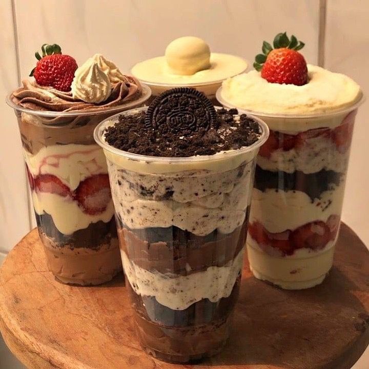 cake parfait
